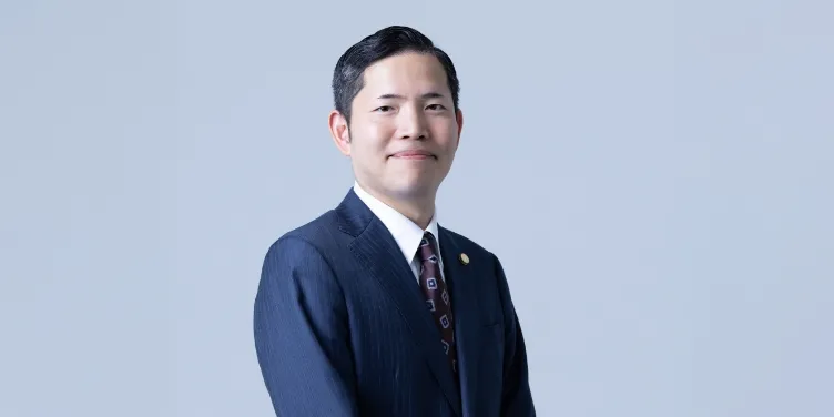 代弁護士 稲井 要介（いない ようすけ）
